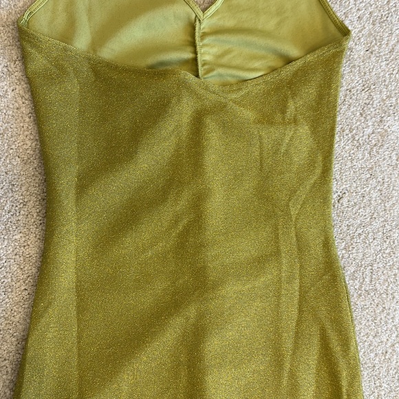 GREEN HALTER DRESS - Picture 7 of 10